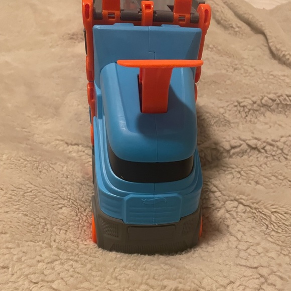 Hot wheels car Carrier extendable race track - Picture 6 of 9